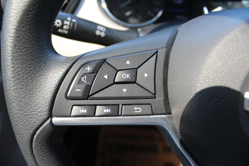 Used 2019 Nissan Rogue Sport SV image 23