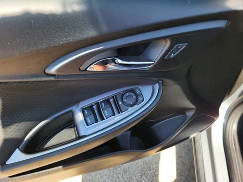 Used 2023 Chevrolet Malibu LT image 20