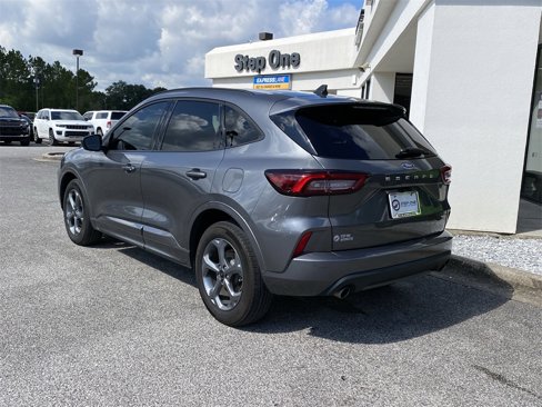 Used 2023 Ford Escape ST-Line image 7