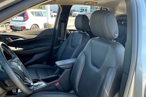 Used 2023 Buick Encore GX Essence w/ Experience Buick Package image 20