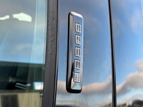 Used 2016 Ford F150 XLT w/ Equipment Group 302A Luxury image 10