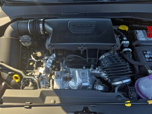 New 2025 Jeep Compass Latitude image 9