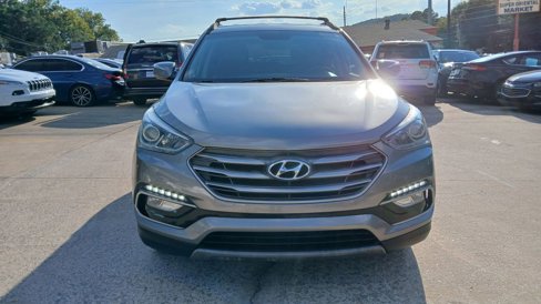 Used 2017 Hyundai Santa Fe Sport image 2