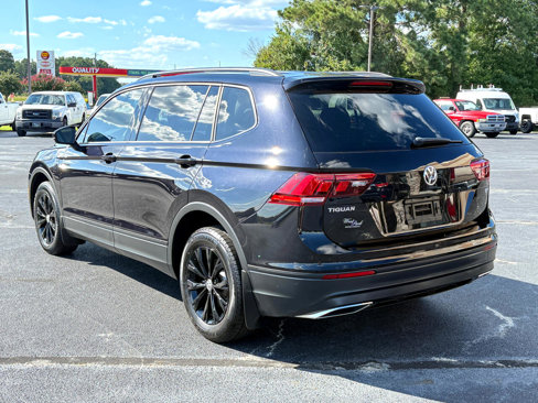 Used 2018 Volkswagen Tiguan S image 3