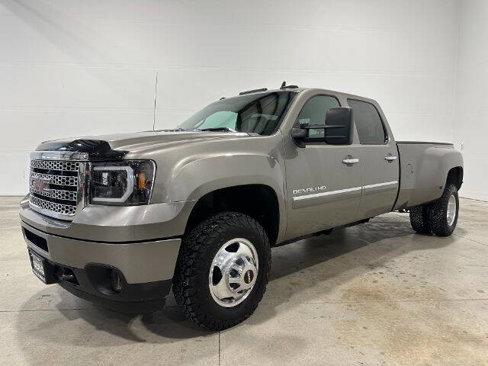 Used 2012 GMC Sierra 3500 Denali image 1