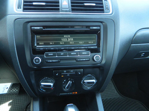 Used 2012 Volkswagen Jetta SE image 18
