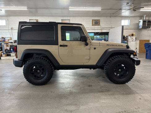 Used 2016 Jeep Wrangler Rubicon w/ Power Convenience Group image 75