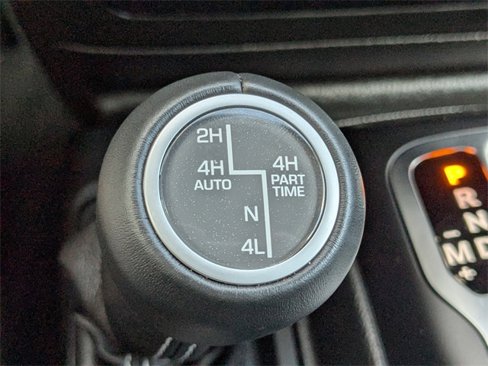 Used 2021 Jeep Wrangler Unlimited Sahara image 27