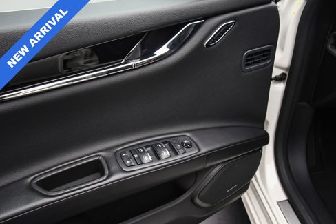Used 2022 Maserati Quattroporte Modena Q4 image 44