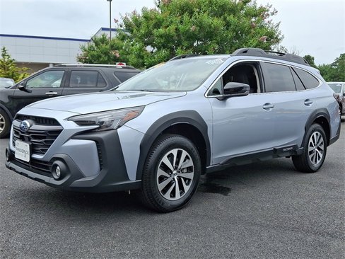 Certified 2024 Subaru Outback Premium image 3