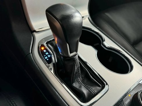 Used 2018 Jeep Grand Cherokee Limited image 19