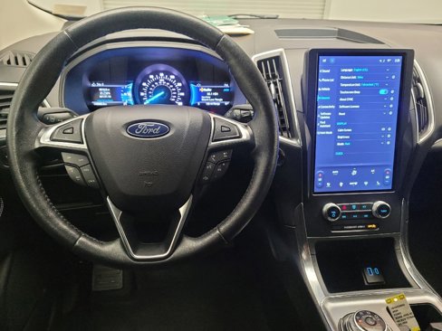 Used 2024 Ford Edge Titanium image 22