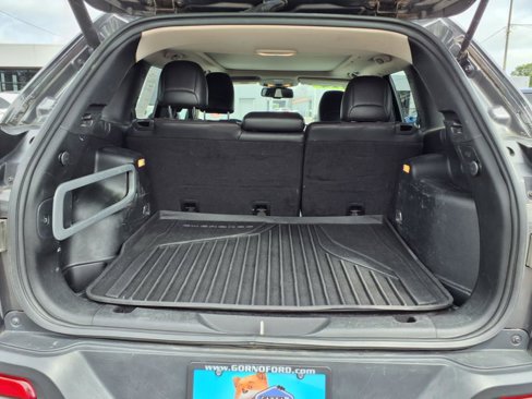 Used 2017 Jeep Cherokee Trailhawk w/ Comfort & Convenience Group image 20