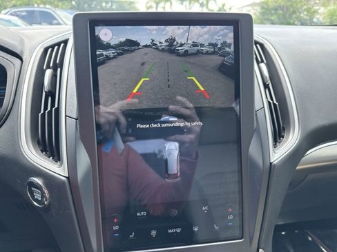 Used 2022 Ford Edge SEL image 22