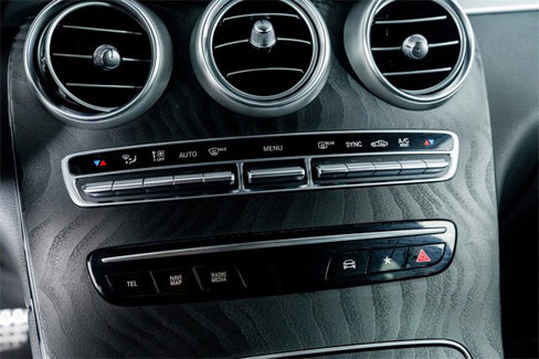 Used 2023 Mercedes-Benz GLC 300 4MATIC Coupe image 52