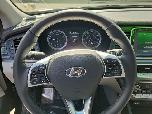 Used 2019 Hyundai Sonata Limited image 8