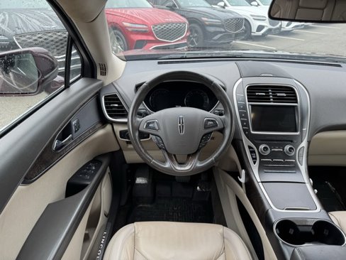 Used 2018 Lincoln MKX Select w/ Select Plus Package image 9