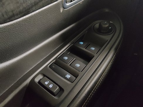Used 2013 Buick Encore Premium image 27