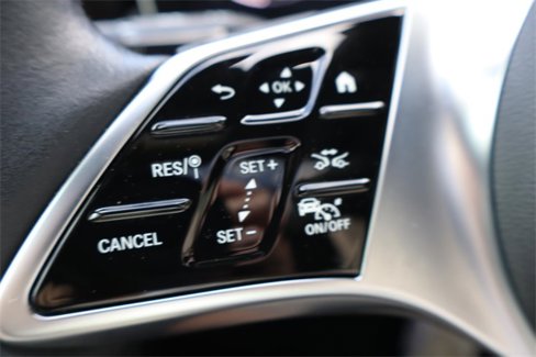 Used 2023 Mercedes-Benz C 300 Sedan w/ Exclusive Trim Package image 20