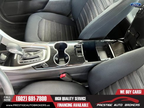 Used 2016 Ford Fusion SE image 33