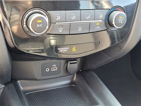 Used 2019 Nissan Rogue Sport S w/ Appearance Package image 20
