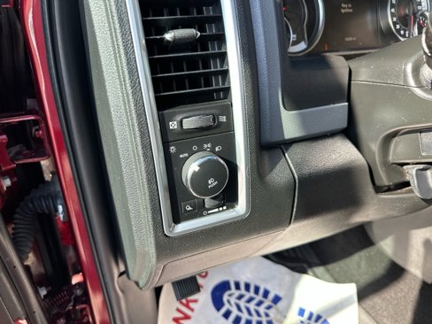 Used 2018 RAM 1500 Big Horn image 12