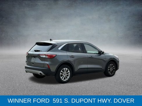 Used 2022 Ford Escape SE w/ Cold Weather Package image 5