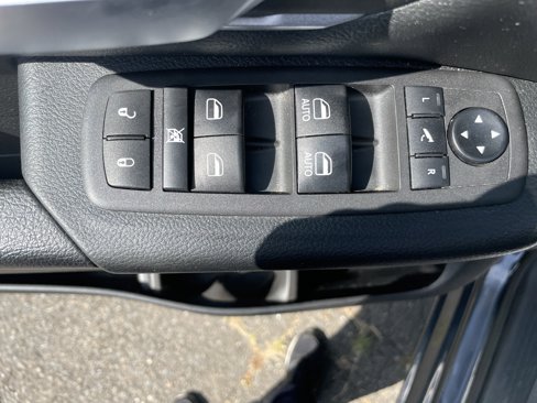 Certified 2021 RAM 1500 Big Horn image 36