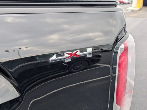 Used 2015 GMC Canyon SLT image 31