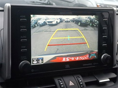 Used 2020 Toyota RAV4 Limited image 18