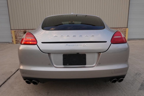 Used 2013 Porsche Panamera 4S image 10