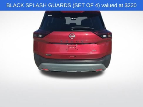 Used 2023 Nissan Rogue S image 5