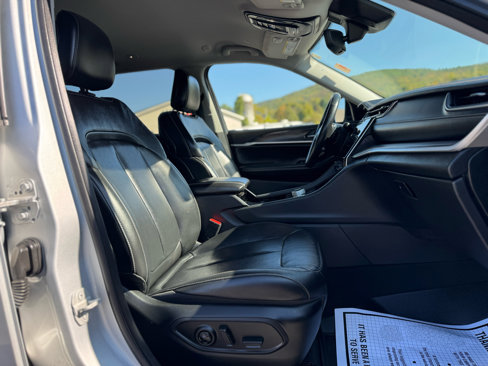 Used 2021 Jeep Grand Cherokee L Limited w/ MOPAR Finishing Package image 31