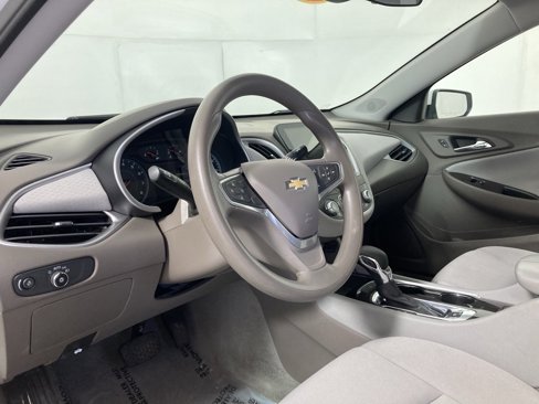 Used 2022 Chevrolet Malibu LT image 12