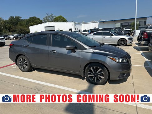 Used 2021 Nissan Versa SV image 1