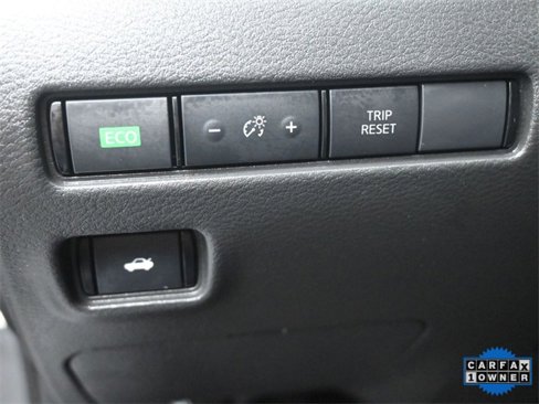 Used 2025 Nissan Sentra SR w/ SR Premium Package image 21