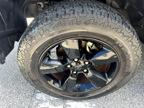 Used 2015 RAM 1500 Express w/ Black Ram 1500 Express Group image 7