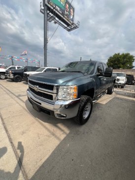 Used 2008 Chevrolet Silverado 2500 LT w/ 1LT Convenience Package image 2