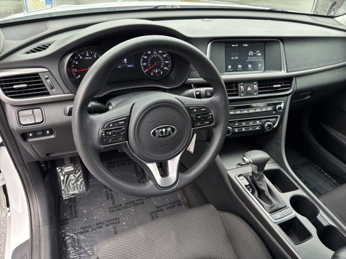 Used 2018 Kia Optima LX image 19