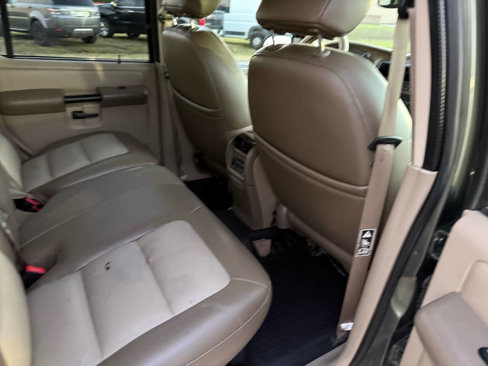 Used 2003 Ford Explorer Sport Trac 2WD image 23