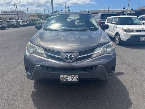 Used 2015 Toyota RAV4 LE image 5