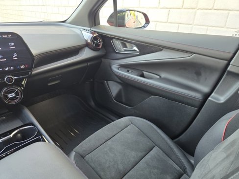 Used 2024 Chevrolet Blazer EV RS image 25