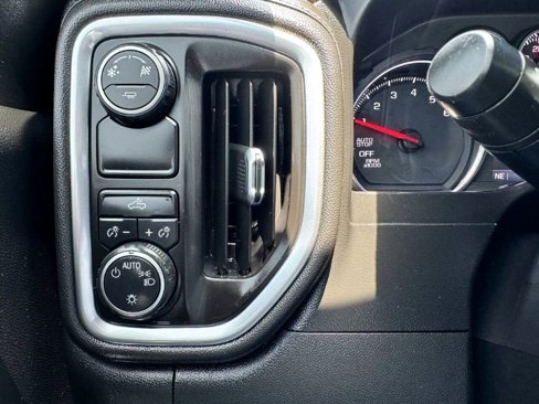 Used 2019 Chevrolet Silverado 1500 LT w/ All-Star Edition image 19