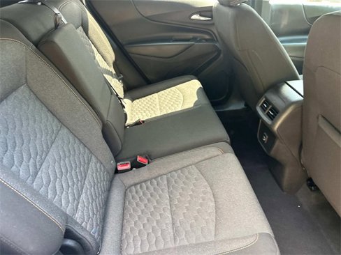 Used 2021 Chevrolet Equinox LT image 24