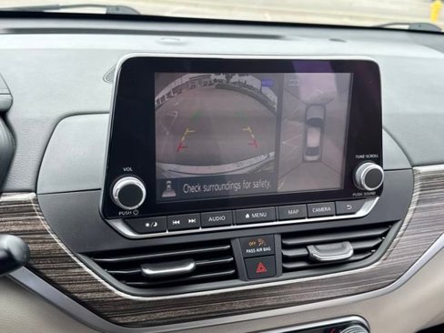 Used 2022 Nissan Altima 2.5 Platinum image 12