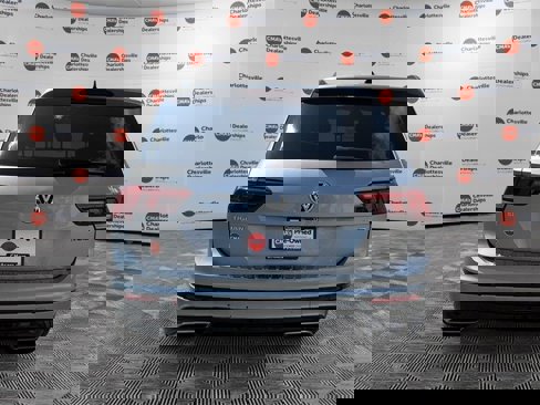 Used 2021 Volkswagen Tiguan SE R-Line w/ 3rd Row Seat Package image 4