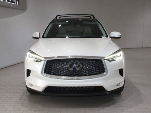 Used 2019 INFINITI QX50 Essential w/ Premium Audio Package image 9