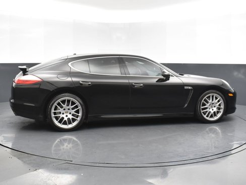 Used 2010 Porsche Panamera image 3