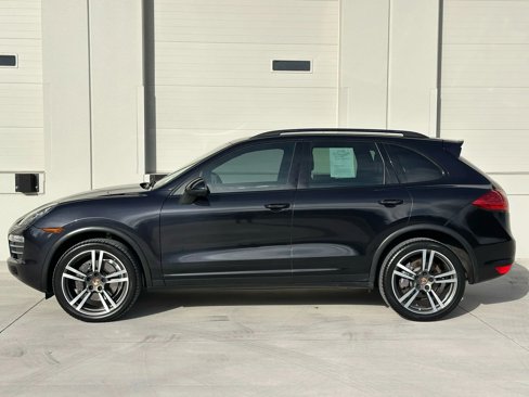 Used 2014 Porsche Cayenne image 2