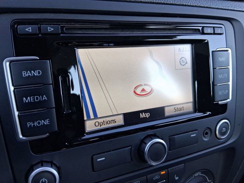 Used 2012 Volkswagen Jetta SEL image 25